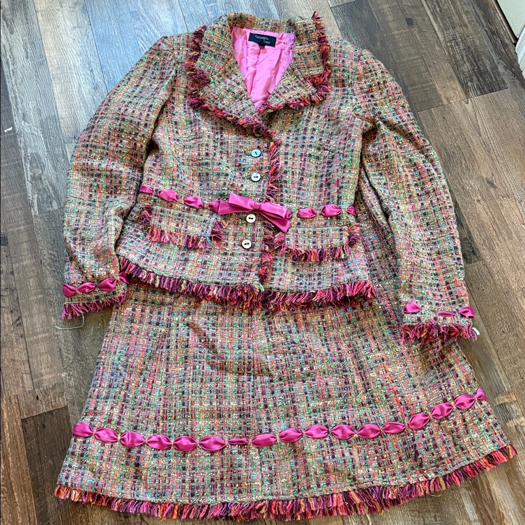 Fundamental Things Suit Size 4 Beautiful Ribbon Details